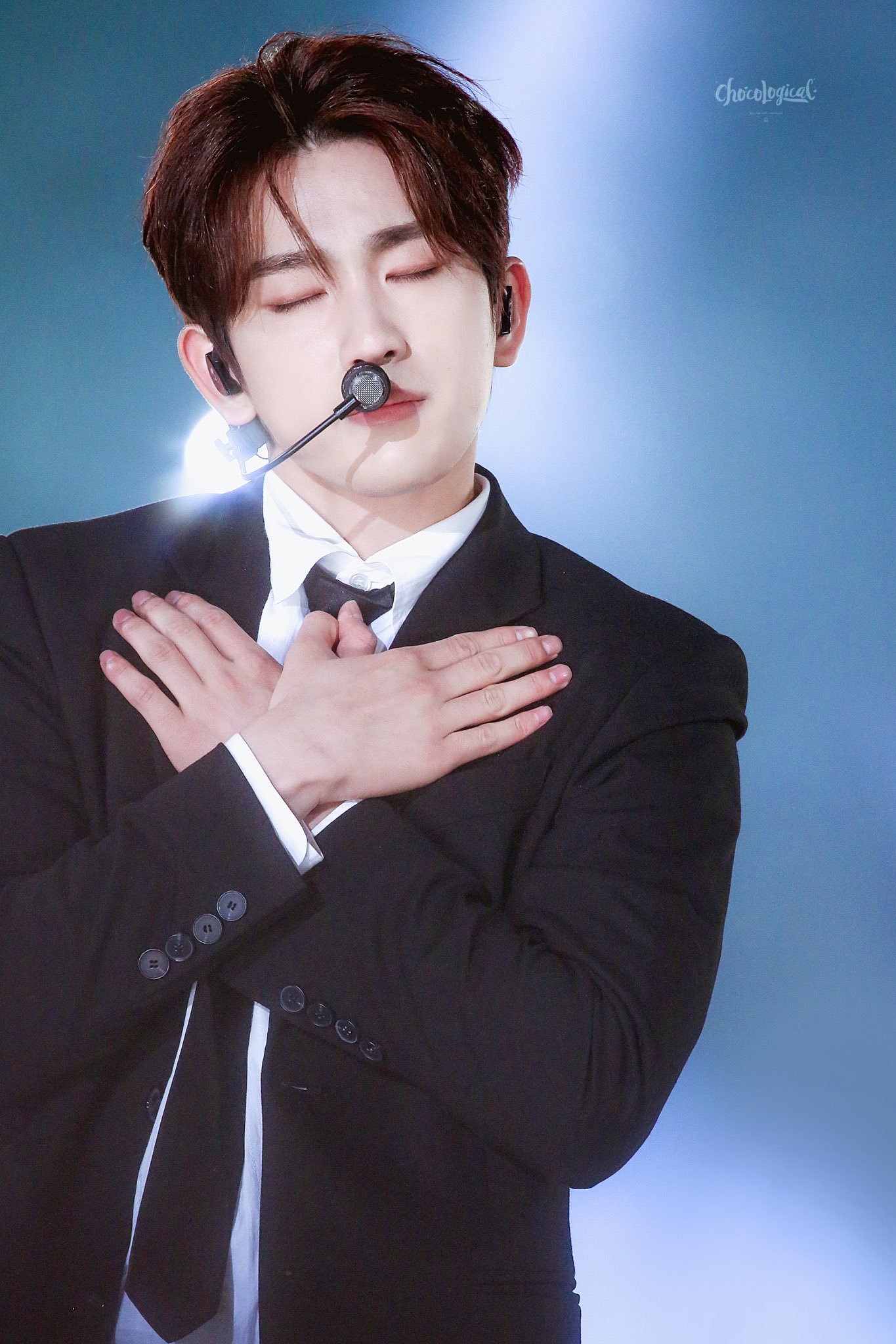 항상 잘생겼지만 최고로 잘생겼던 진영이 일년전이라고 ...... 다들 아니 (주어 갓세븐) | 인스티즈