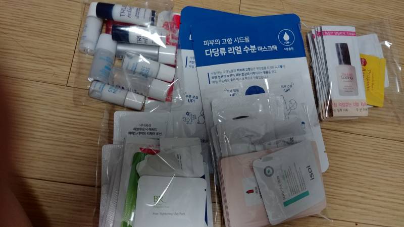 화장품 샘플 40개이상 팔아요 | 인스티즈