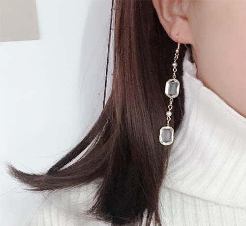 다양한 스타일의 귀걸이와 귀찌를 1000원~5500원에 판매해요!!120여종 | 인스티즈