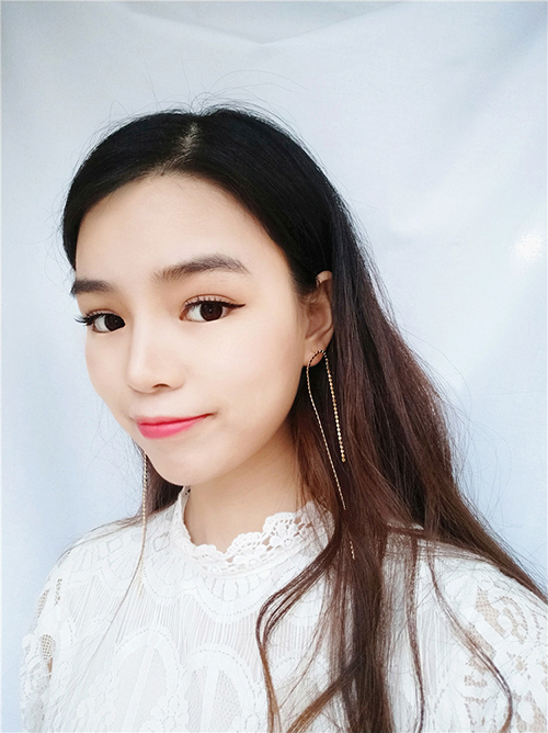 다양한 스타일의 귀걸이와 귀찌를 1000원~5500원에 판매해요!!120여종 | 인스티즈
