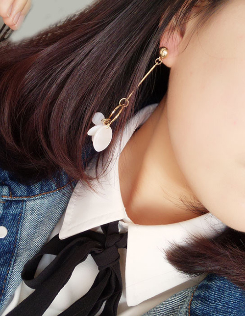 다양한 스타일의 귀걸이와 귀찌를 1000원~5500원에 판매해요!!120여종 | 인스티즈