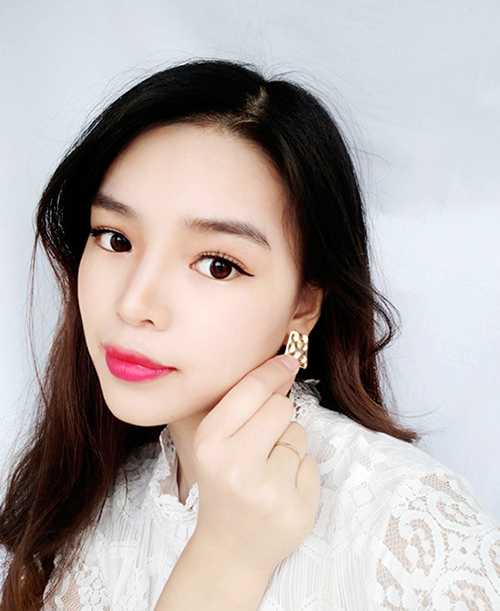 다양한 스타일의 귀걸이와 귀찌를 1000원~5500원에 판매해요!!120여종 | 인스티즈