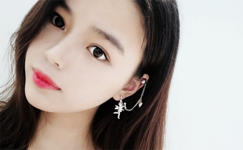 다양한 스타일의 귀걸이와 귀찌를 1000원~5500원에 판매해요!!120여종 | 인스티즈