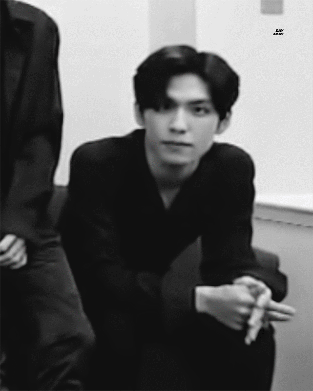 최애들 얼굴 올렸다가 댓글에 송진내 라고만 달려서 쓰는 글 | 인스티즈