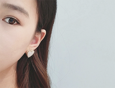 다양한 스타일의 귀걸이와 귀찌를 1000원~5500원에 판매해요!!120여종 | 인스티즈