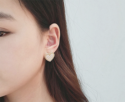 다양한 스타일의 귀걸이와 귀찌를 1000원~5500원에 판매해요!!120여종 | 인스티즈