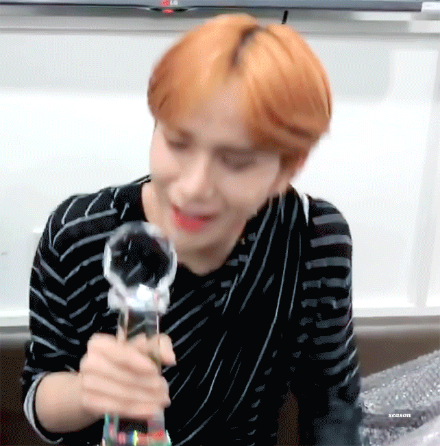 세상에나... 엔시티 정우 엉엉 우는짤 주웠는데 | 인스티즈