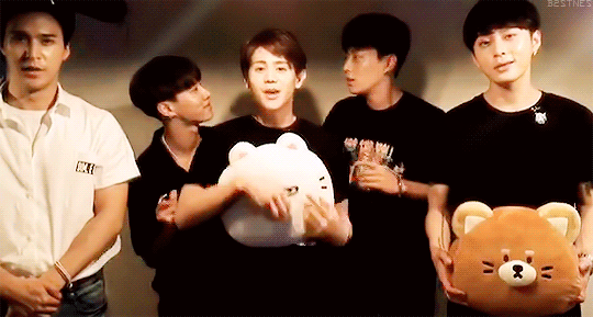 구비스트현하이라이트가 팬덤을 대하는 태도.txt | 인스티즈