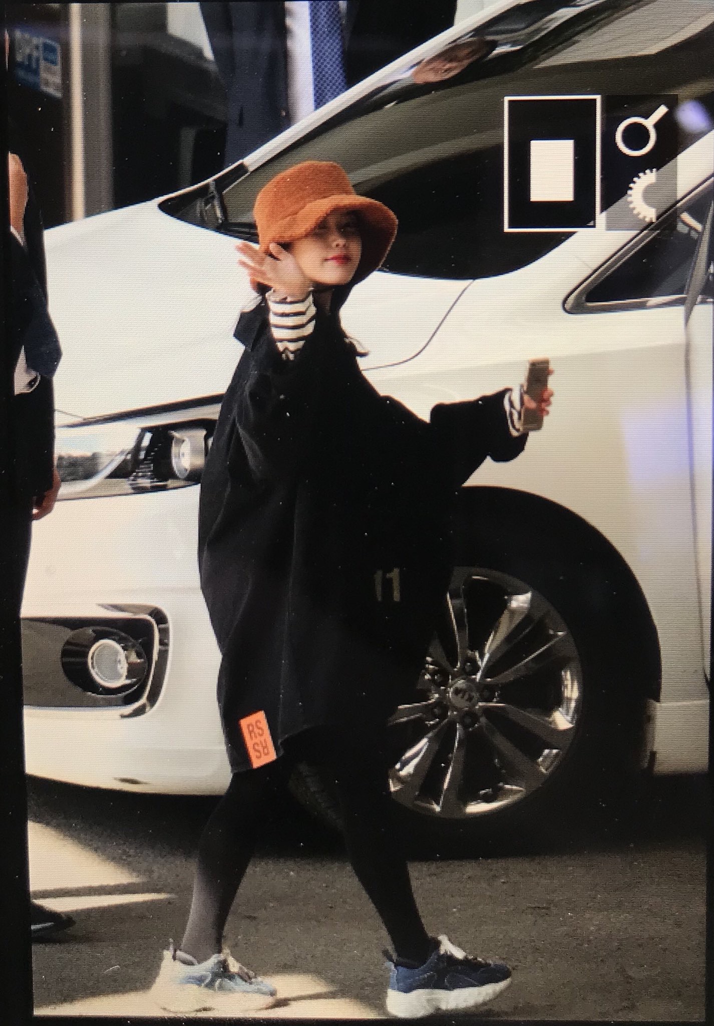 아이유 콘서트 출근길ㅋㅋ모자 쓴거봨ㅋㅋㅋ | 인스티즈