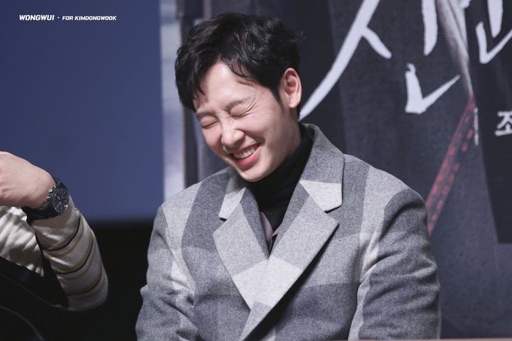 진짜 아이돌이었음 덕후몰이 입덕요정이었을거야 | 인스티즈