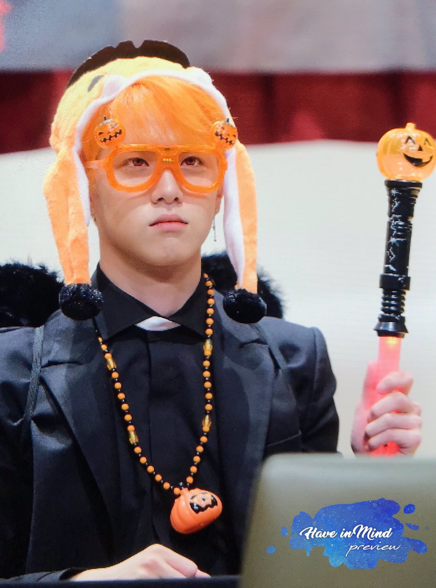 동한 : 나는...아즈 무서운...검은 사제다... | 인스티즈