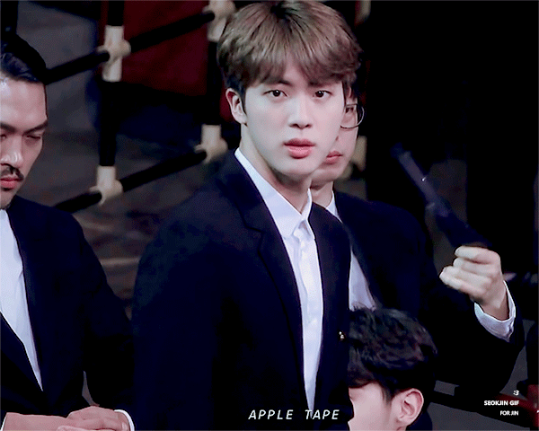 월와핸이랑 아이컨택하는 법 | 인스티즈