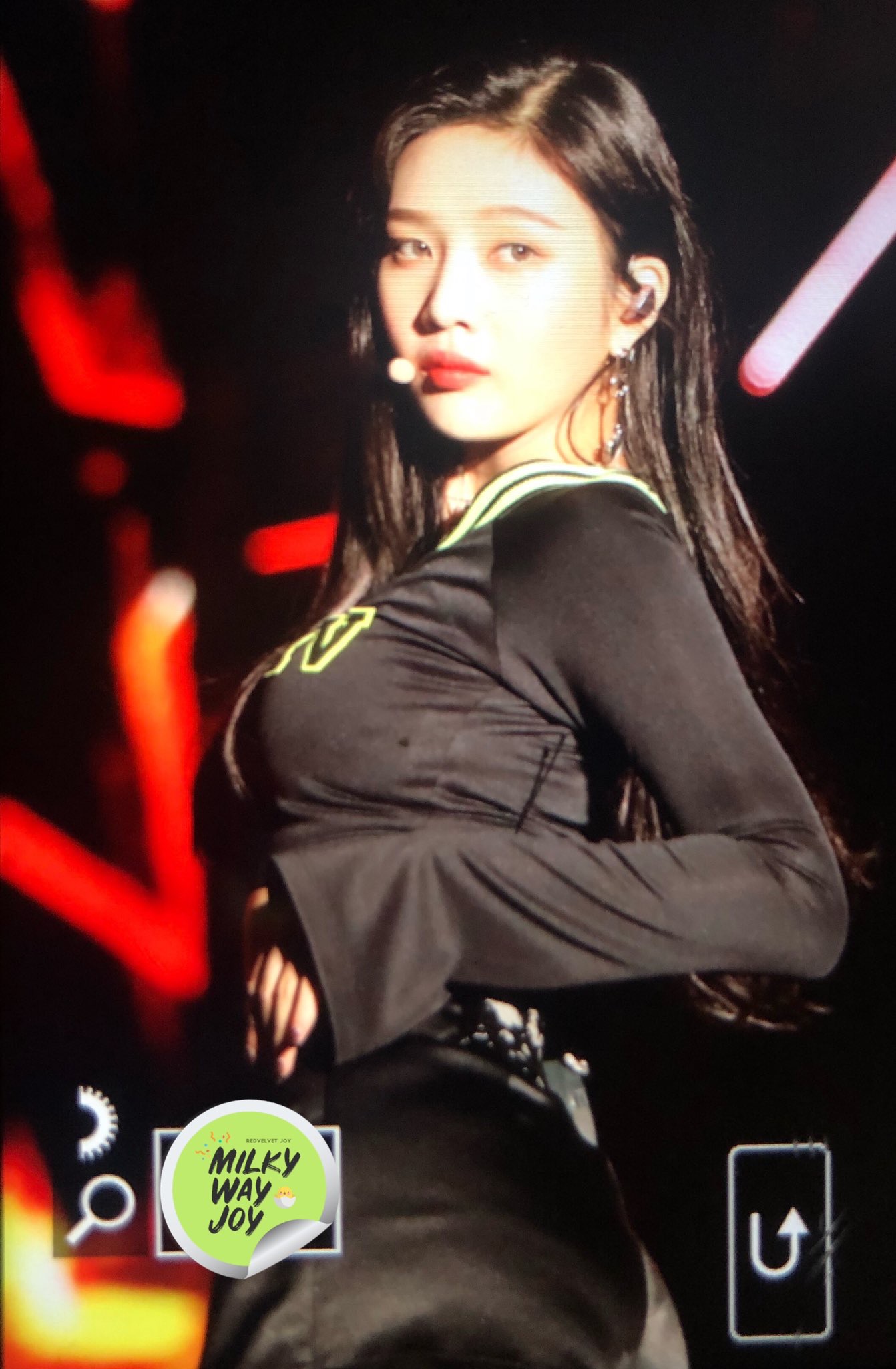 조이 오늘인데 얼굴몸매 좀 봐...와우 와우 | 인스티즈