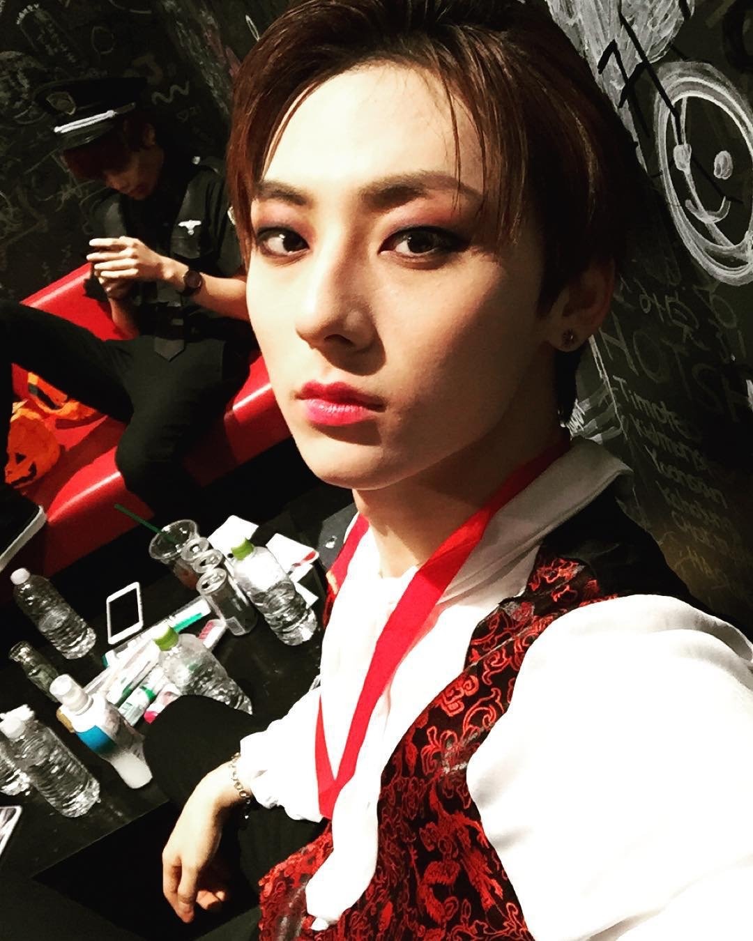 ㄱ 할로윈 기념 년북 | 인스티즈