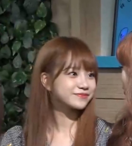 조유리 진짜 ㅂㅎ이랑 닮았다 | 인스티즈