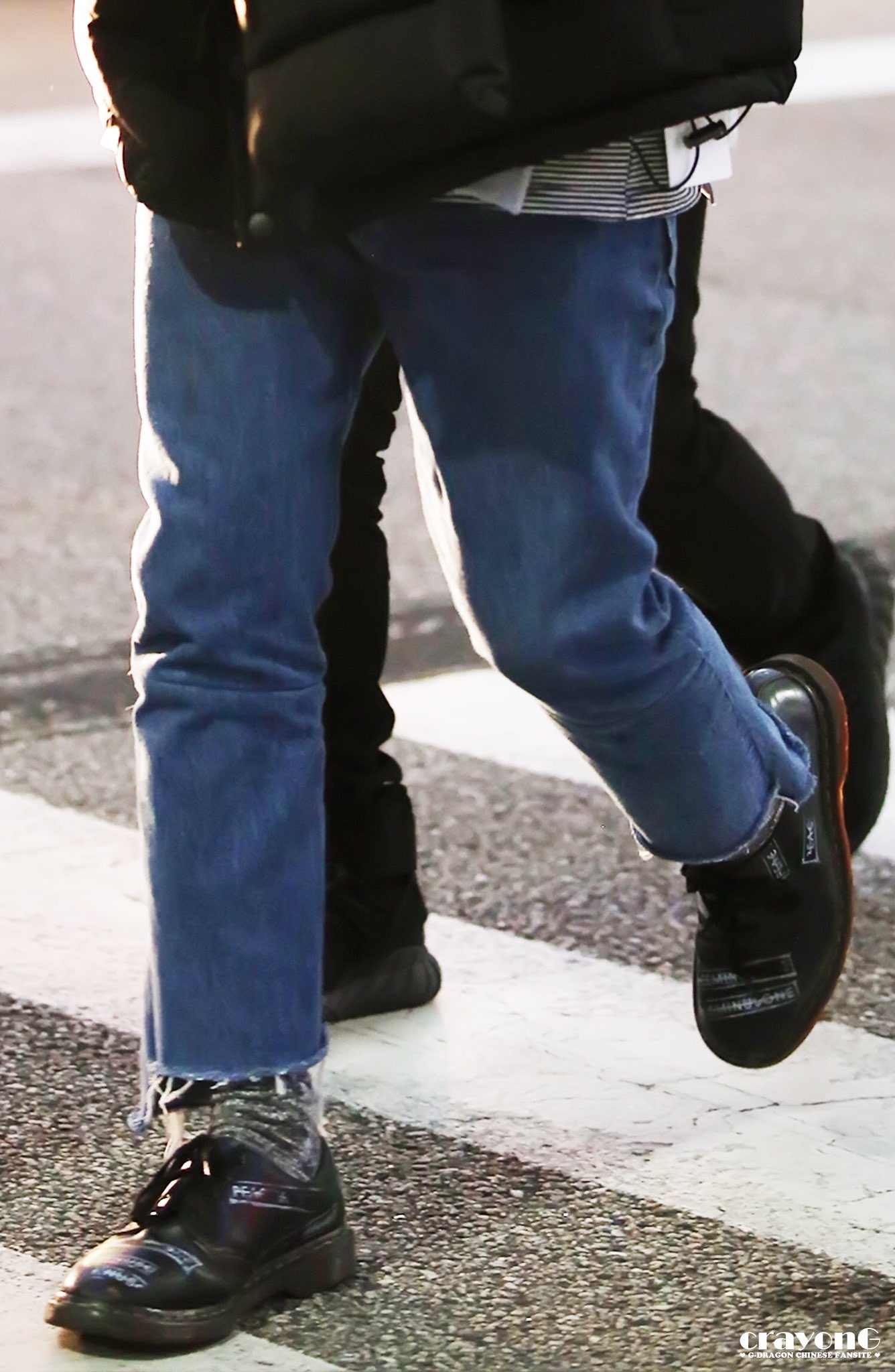 그러고 보니 이 옷도 발렌시아가 였다 | 인스티즈