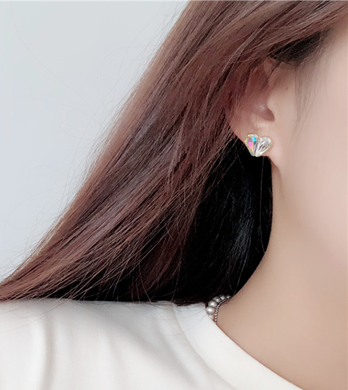 다양한 스타일의 귀걸이와 귀찌를 1000원~5500원에 판매해요!!120여종 | 인스티즈