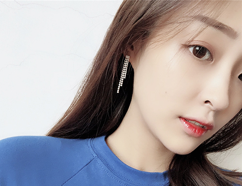 다양한 스타일의 귀걸이와 귀찌를 1000원~5500원에 판매해요!!120여종 | 인스티즈