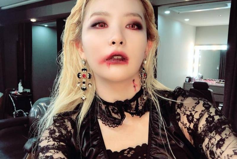레드벨벳 할로윈 뱀파이어 슬기 | 인스티즈