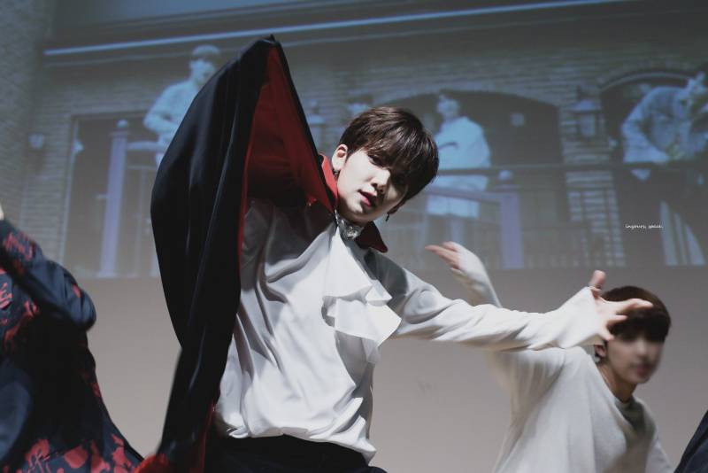 할로윈 캐릭터 과몰입甲 | 인스티즈