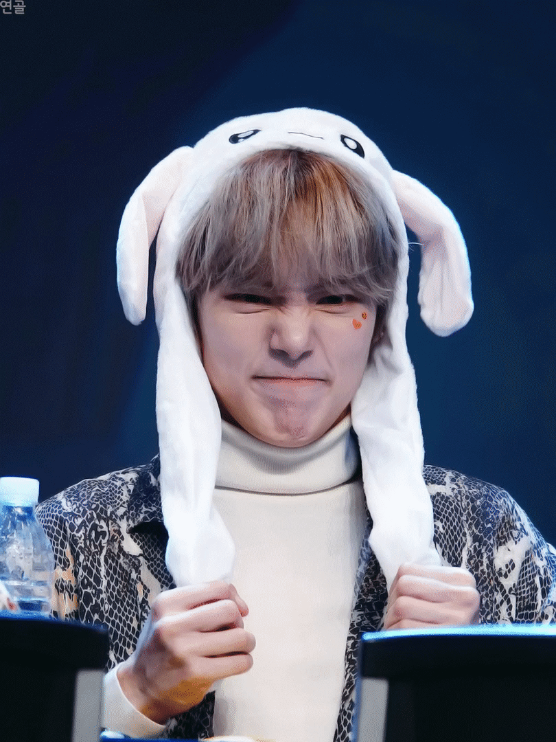 모라고???아직 토끼모자를 안쓴 아이도루가 있다고?? | 인스티즈