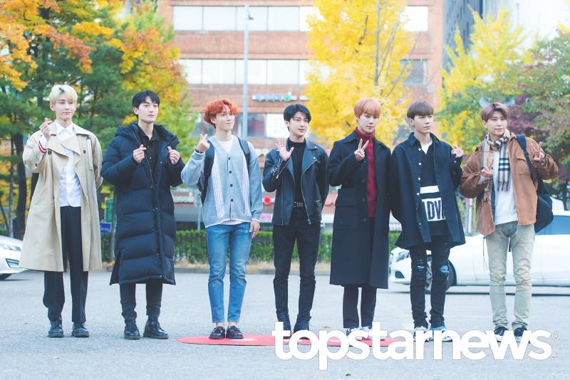 오늘자 뮤직뱅크 출근길 노윤호.jpgif | 인스티즈