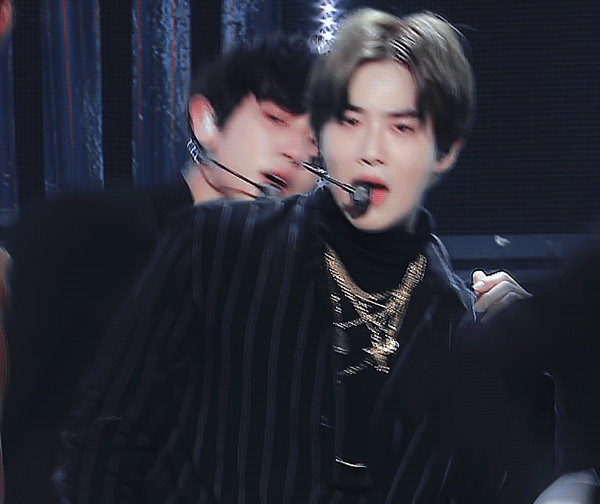 엑소에 얼음물이 있는데 | 인스티즈