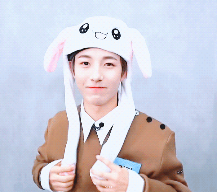 아니 근데 정국씨 토끼모자 말이야 | 인스티즈