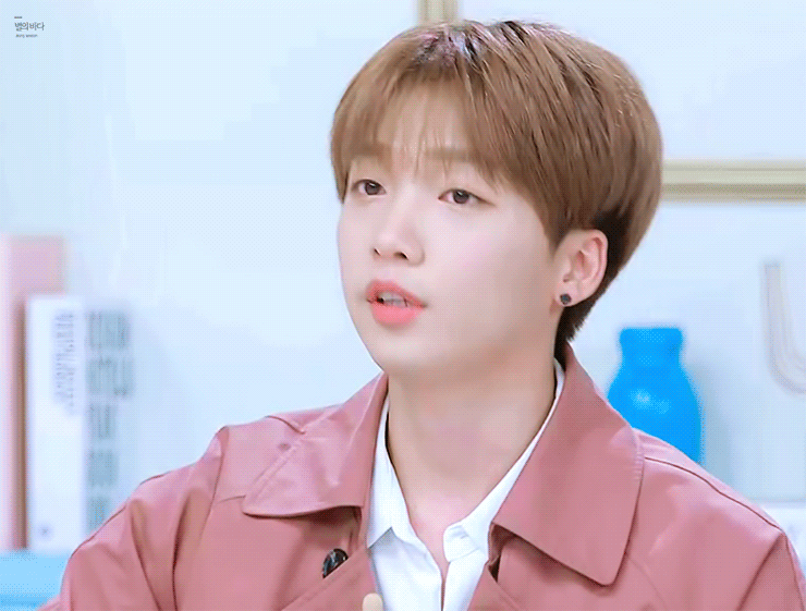 김이나 피셜 과자 줄테니까 따라오라는 사람 많게 생긴 아이 | 인스티즈