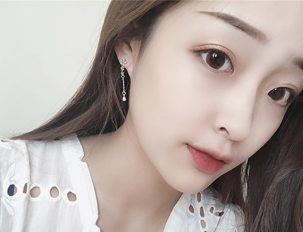 다양한 스타일의 귀걸이와 귀찌를 1000원~5500원에 판매해요!!120여종 | 인스티즈