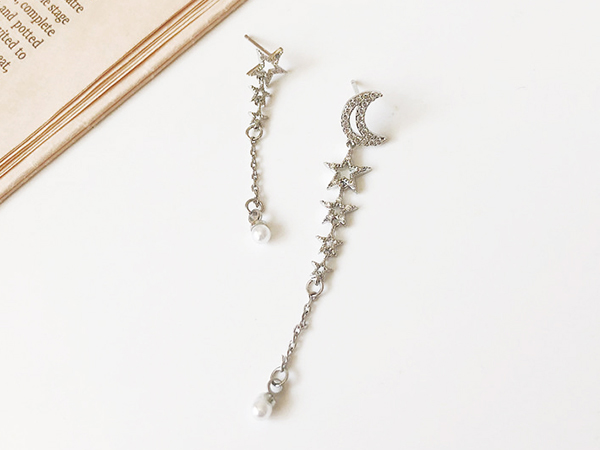 다양한 스타일의 귀걸이와 귀찌를 1000원~5500원에 판매해요!!120여종 | 인스티즈