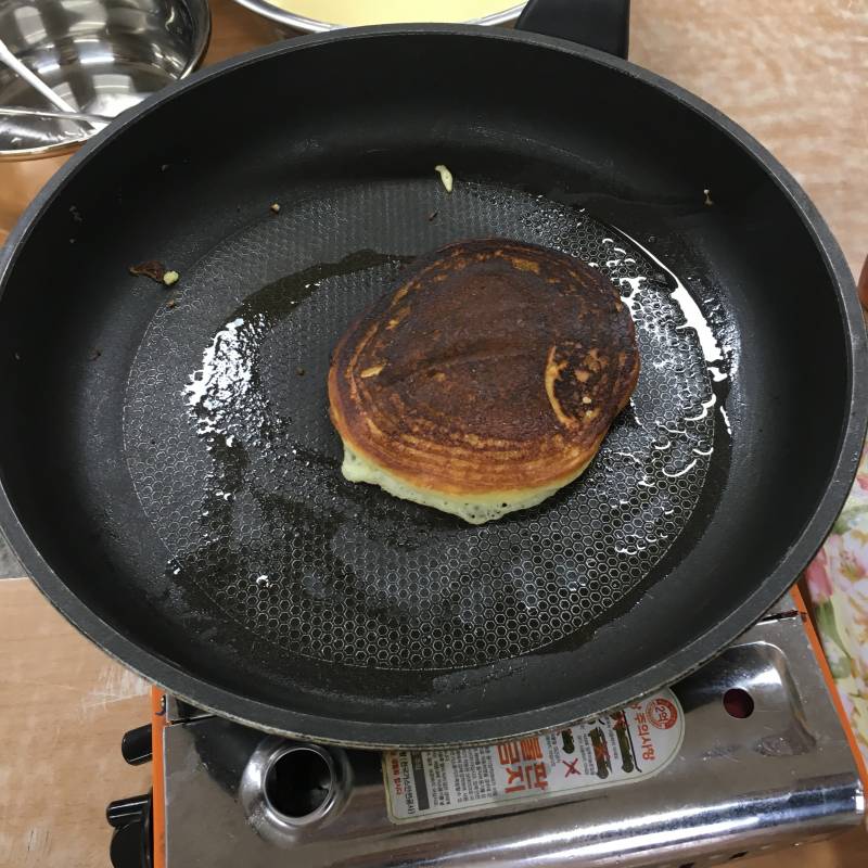 동아리에서 팬케이크 만들었는데 탔어 ㅋㅋㅋㅋㅋㅋㅋㅋ | 인스티즈