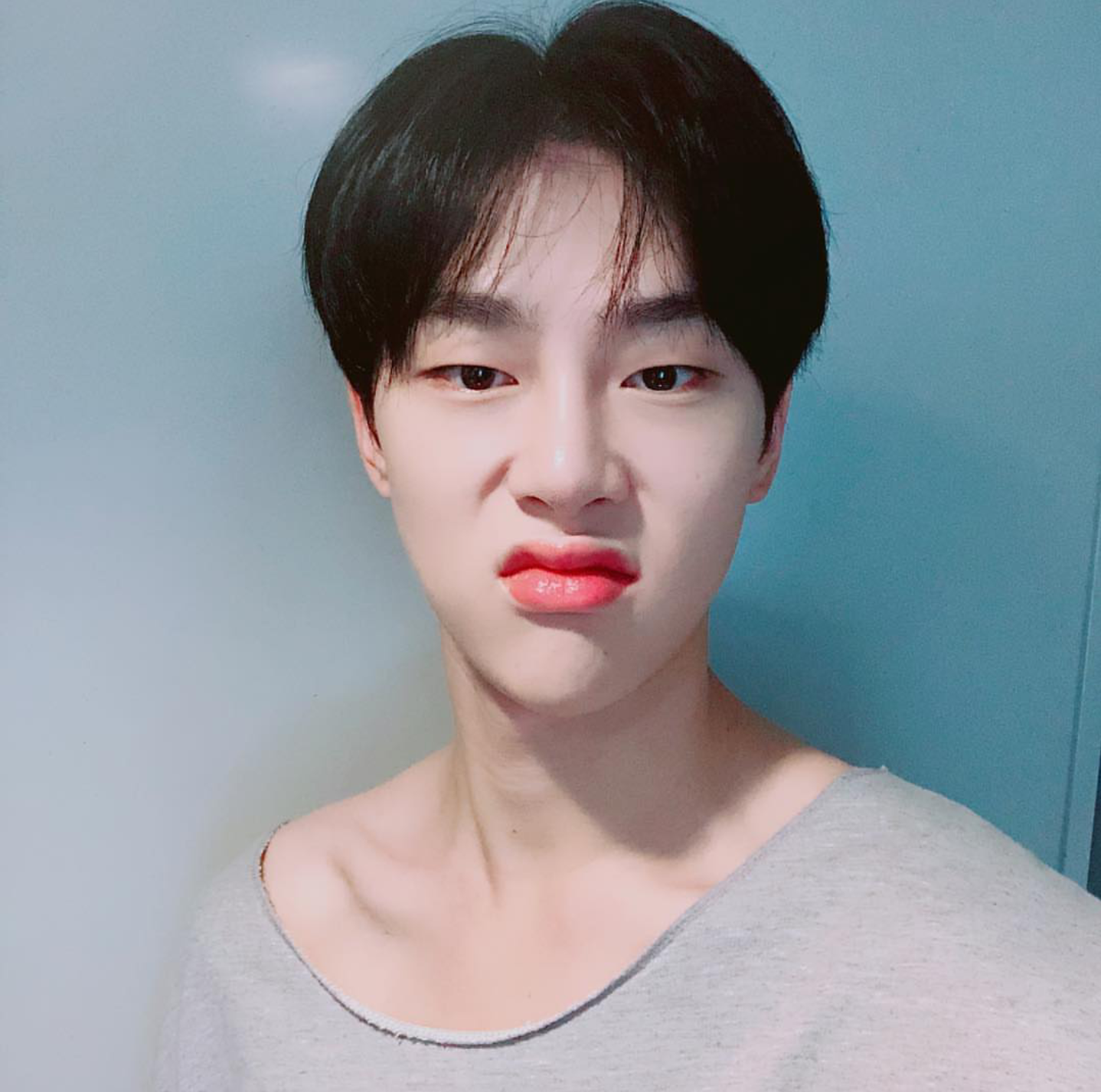 토끼모자 못 쓴 거 방탄님들도야??? | 인스티즈