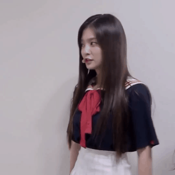 밟으면 꿈틀거리는 하빵.jpgif (feat.프로미스나인 송하영) | 인스티즈