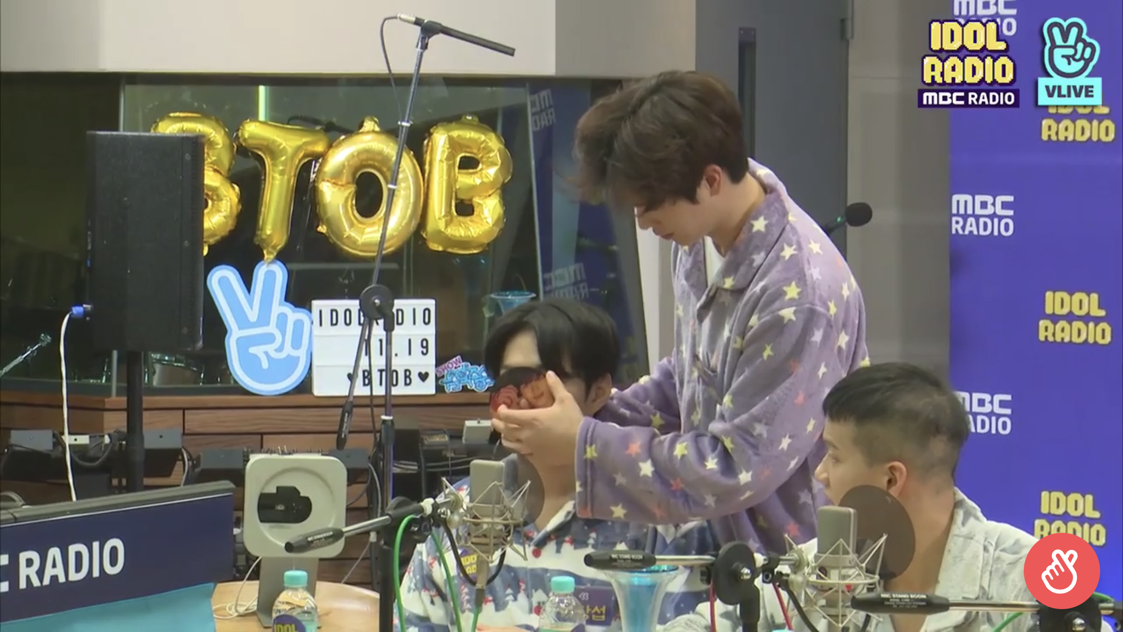 본인피셜 데뷔 이래 가장 차분한 방송한 아이돌 | 인스티즈