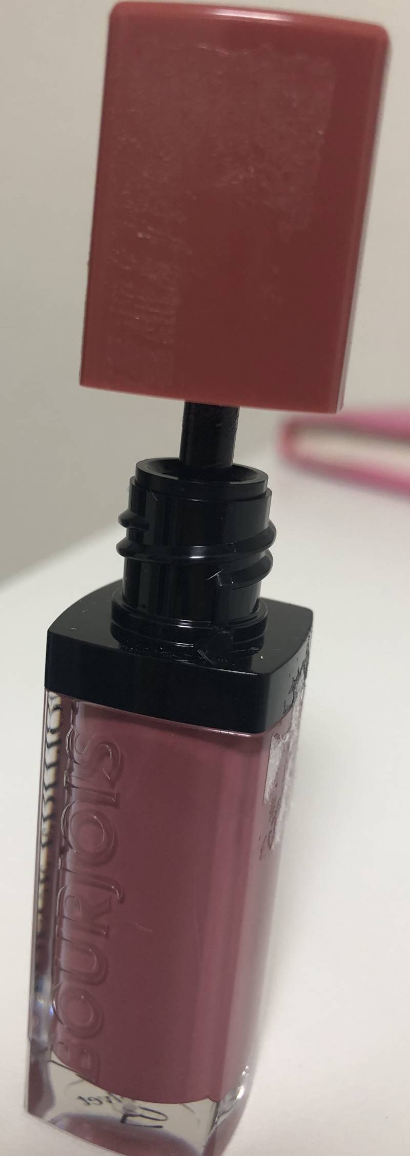 여뮽템 정석 부르주아 누디스트 팝니다 테스트 손목발색 1번했어요!!!많이 찔러봐주세용 | 인스티즈