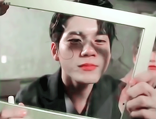 옹성우 얼굴에서 제일 말랑거리는 부분은 | 인스티즈