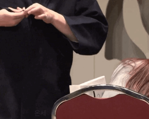 팬이 팬싸에 도복가져 왔는데 쓸데없이 전문적이게 입기 | 인스티즈