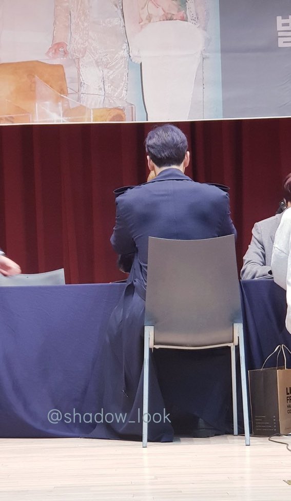 나 등근육 이렇게 잘보이는 안무 처음 봤어 | 인스티즈