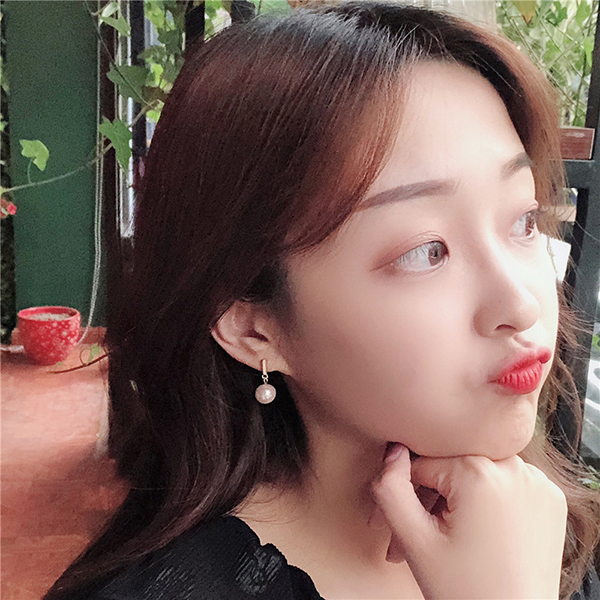 다양한 스타일의 귀걸이와 귀찌를 1000원~5500원에 판매해요!!120여종 | 인스티즈