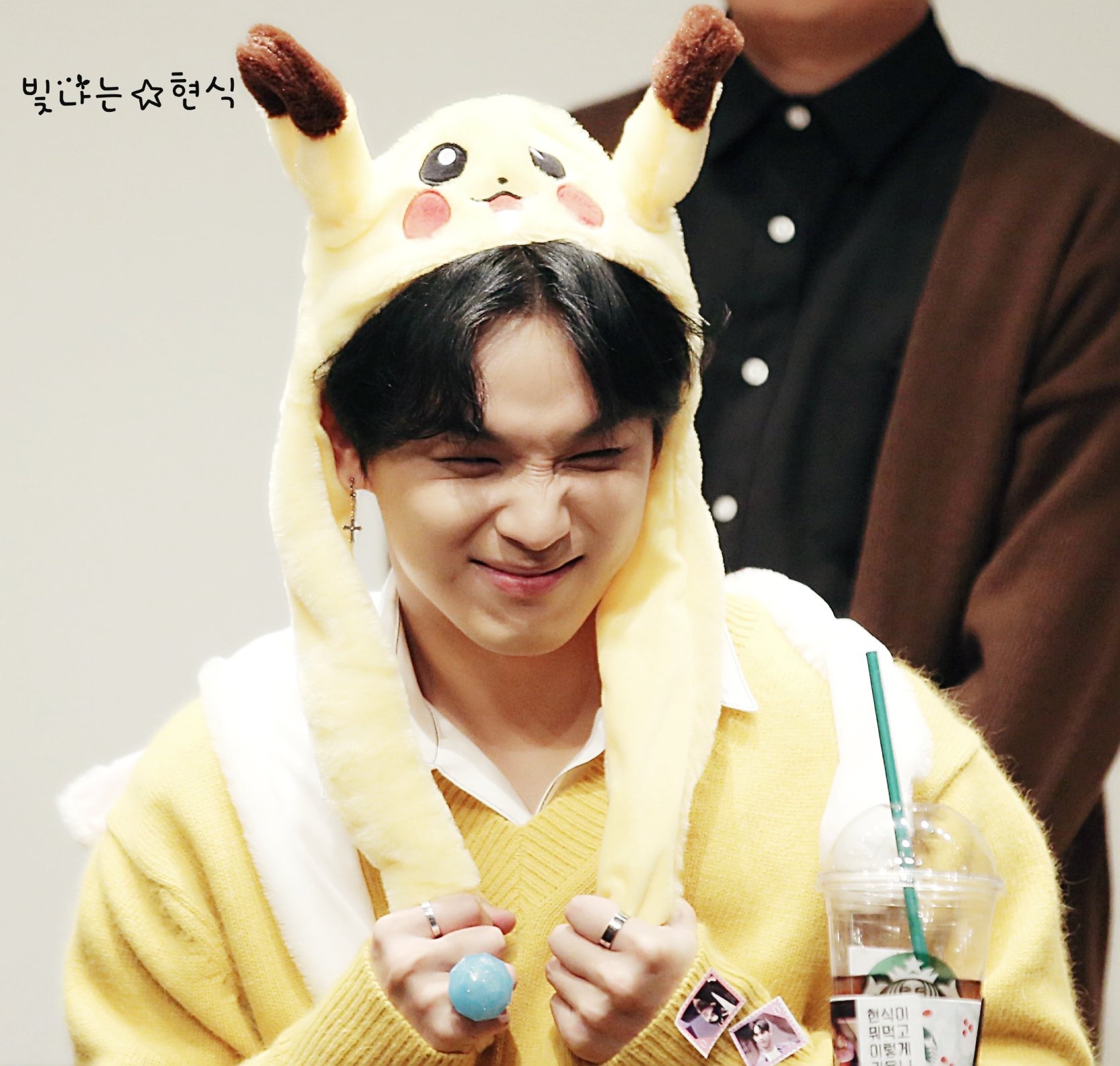 우리는 토끼모자만 쓴게 아님ㅋㅋ 종류별로 다 썼지롱~ | 인스티즈