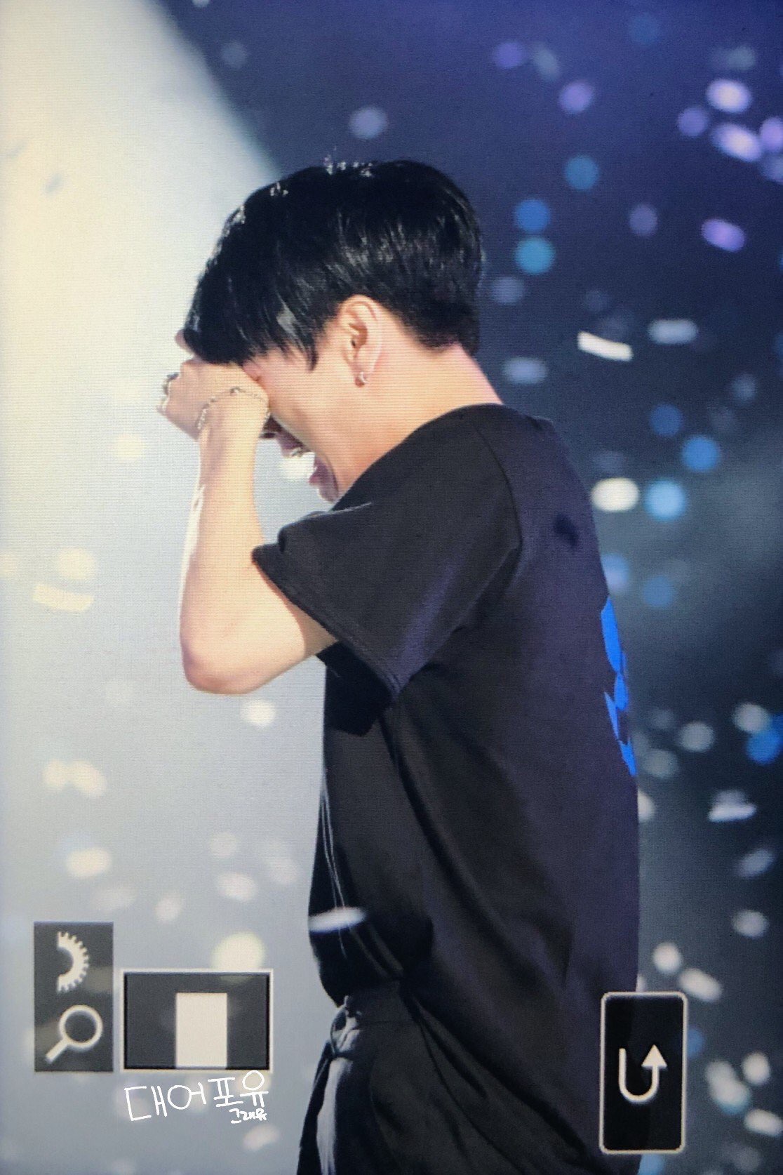 젭꿍 크리스마스 선물로 강아지 키우고 싶다고 이름도 지어놨는데 너무 많이 울었어... | 인스티즈