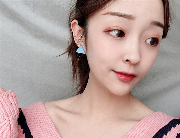 다양한 스타일의 귀걸이와 귀찌를 1000원~5500원에 판매해요!!120여종 | 인스티즈