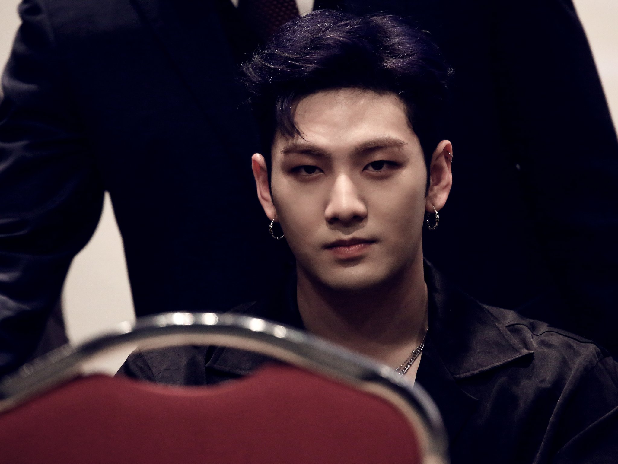 강동호(뉴이스트)호랑이와 호냥이의 갭차이 | 인스티즈