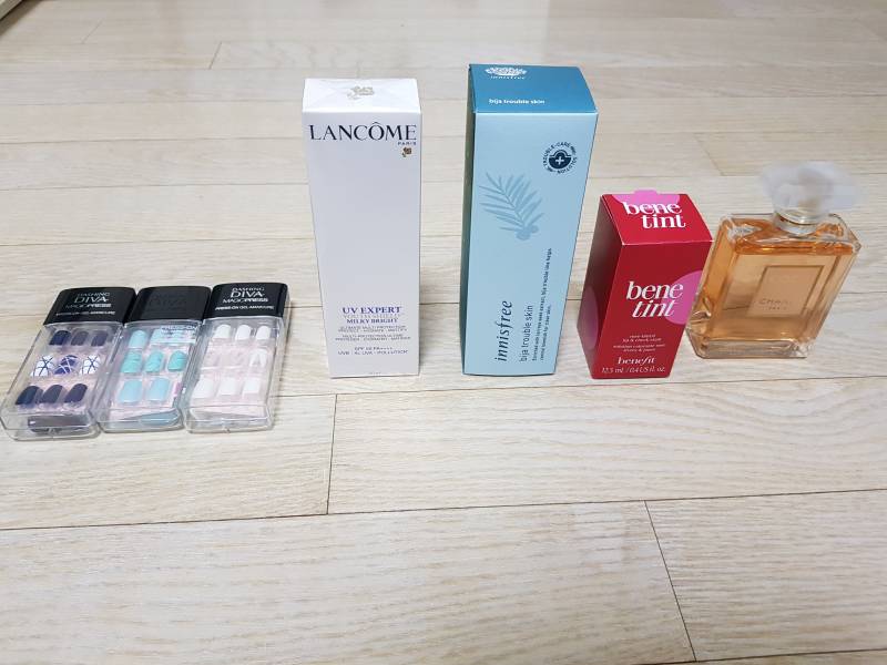 베네피트 베네틴트 / 이니스프리 비자 트러블 스킨/ 데싱디바 팝니다.화장품 샘플도 좀 챙겨드려요 | 인스티즈