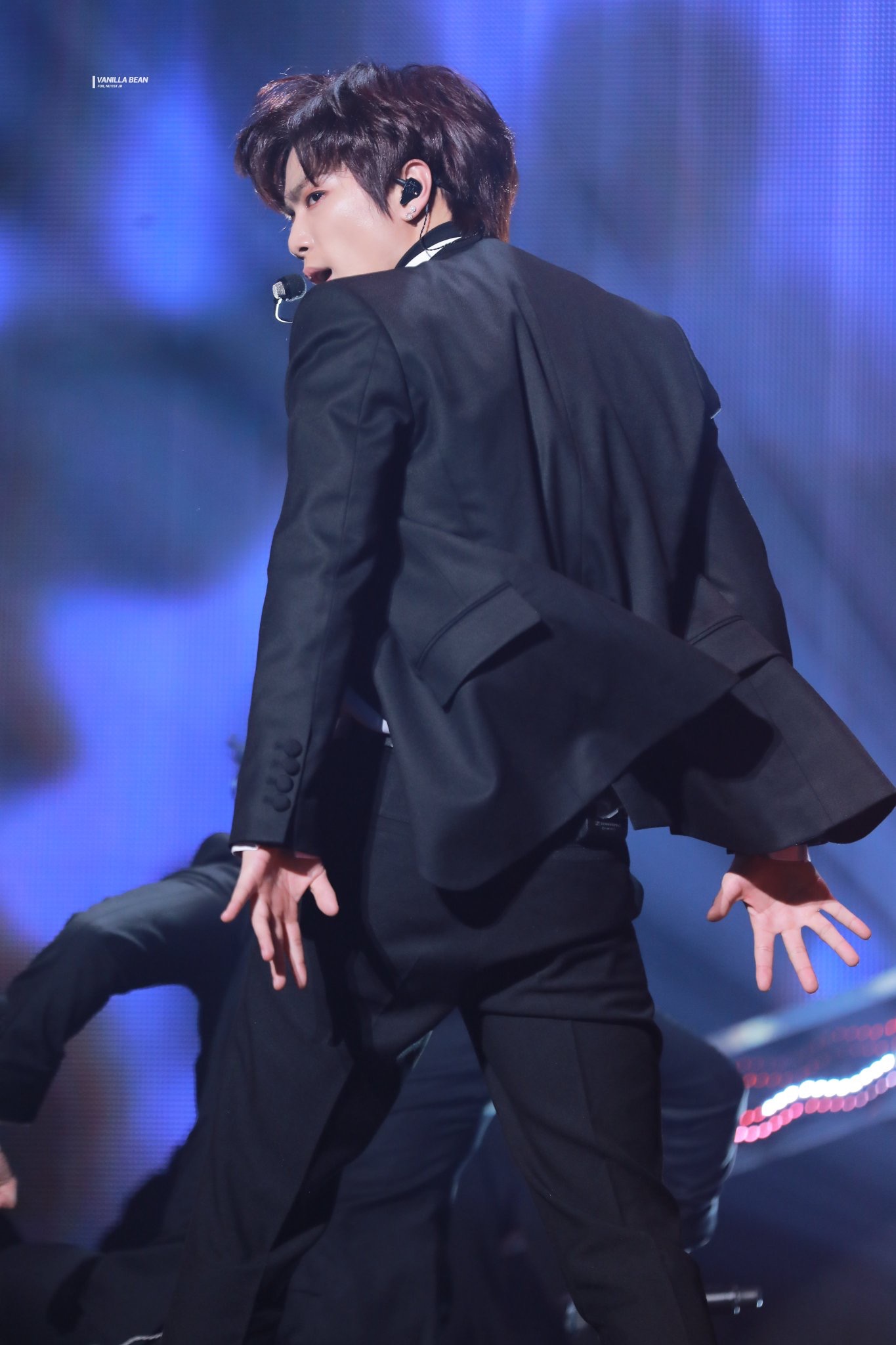 뉴종현 이번 등짱 너무 좋아... | 인스티즈