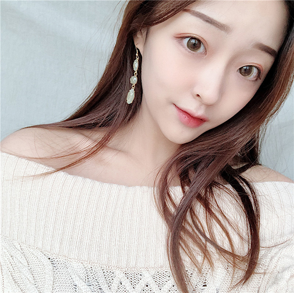 다양한 스타일의 귀걸이와 귀찌를 1000원~5500원에 판매해요!!120여종 | 인스티즈