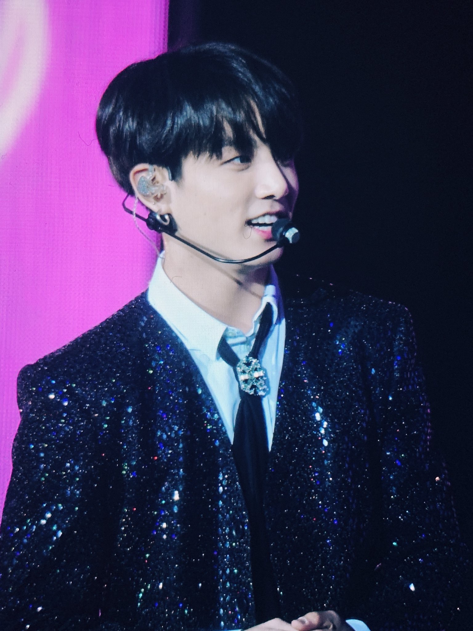 방탄 정국이 흑발 !!!! 흑발!!!!!! | 인스티즈