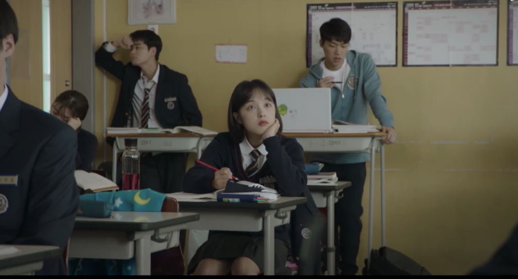 짤만보면 반항쩌는 남주가 당돌한 여주 관심가서 좋아하게되는 클리셰임 | 인스티즈