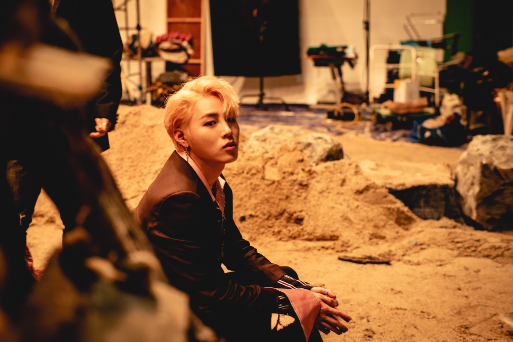 ㄱ 성.우가 찍어주는 성.운이 사진 느낌 너무 좋아 | 인스티즈